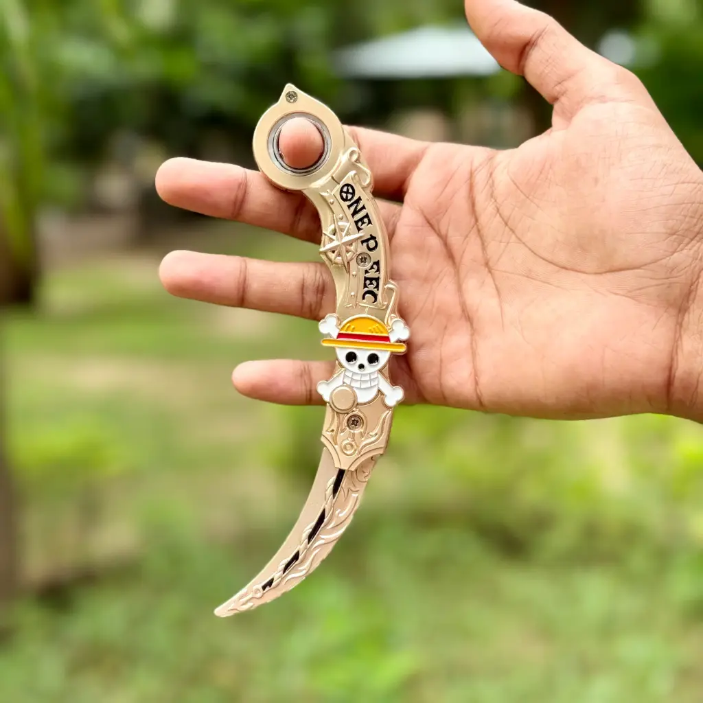 Premium Karambit Knife Full-Metal with Button Function – 18cm