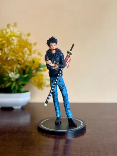 Trafalgar D. Water Law Standing Figure 18CM - One Piece