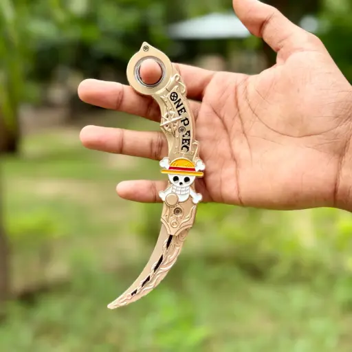 Premium Karambit Knife Full-Metal with Button Function – 18cm
